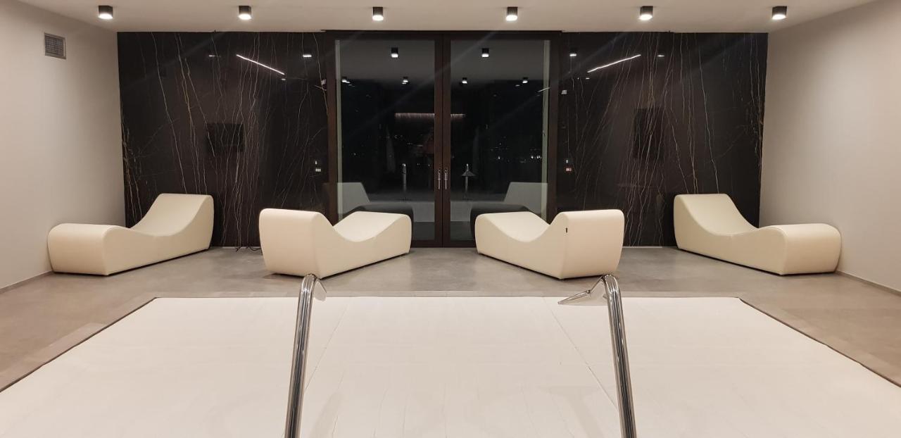 Sunset Suite Spa Staffolo Ngoại thất bức ảnh