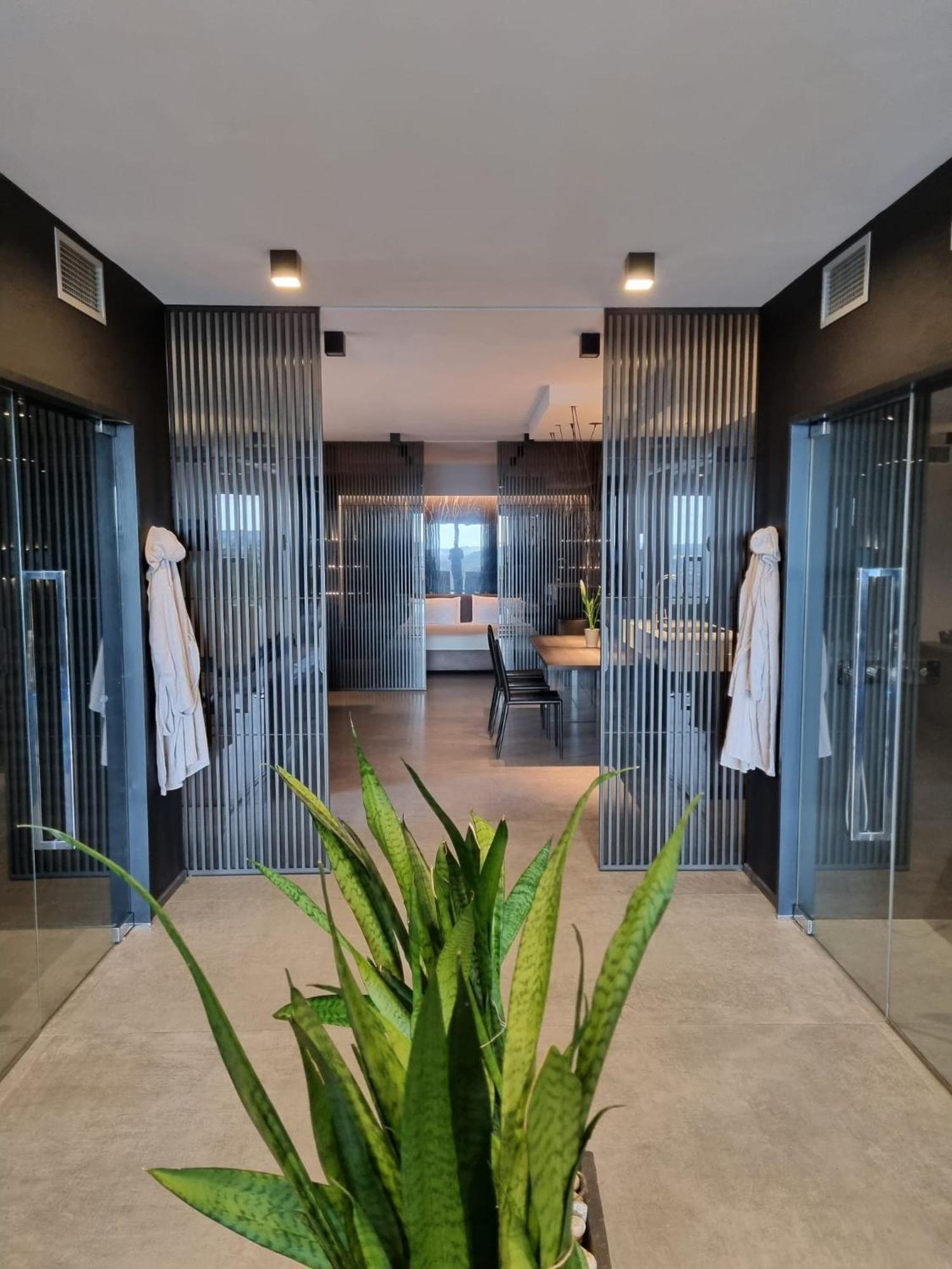 Sunset Suite Spa Staffolo Ngoại thất bức ảnh